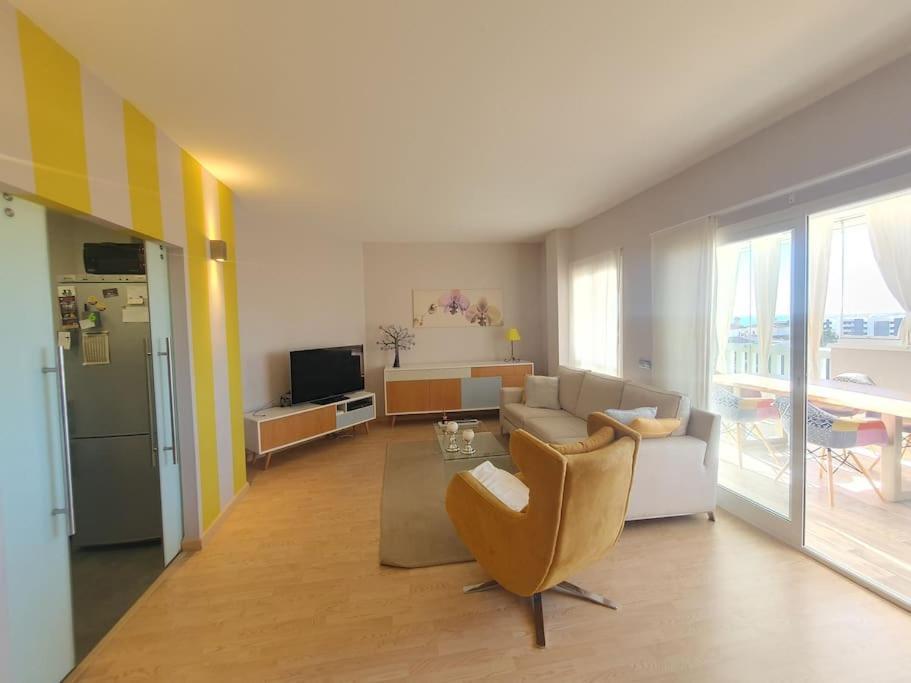 Cozy 2br Next To Club Higueron Apartment Fuengirola